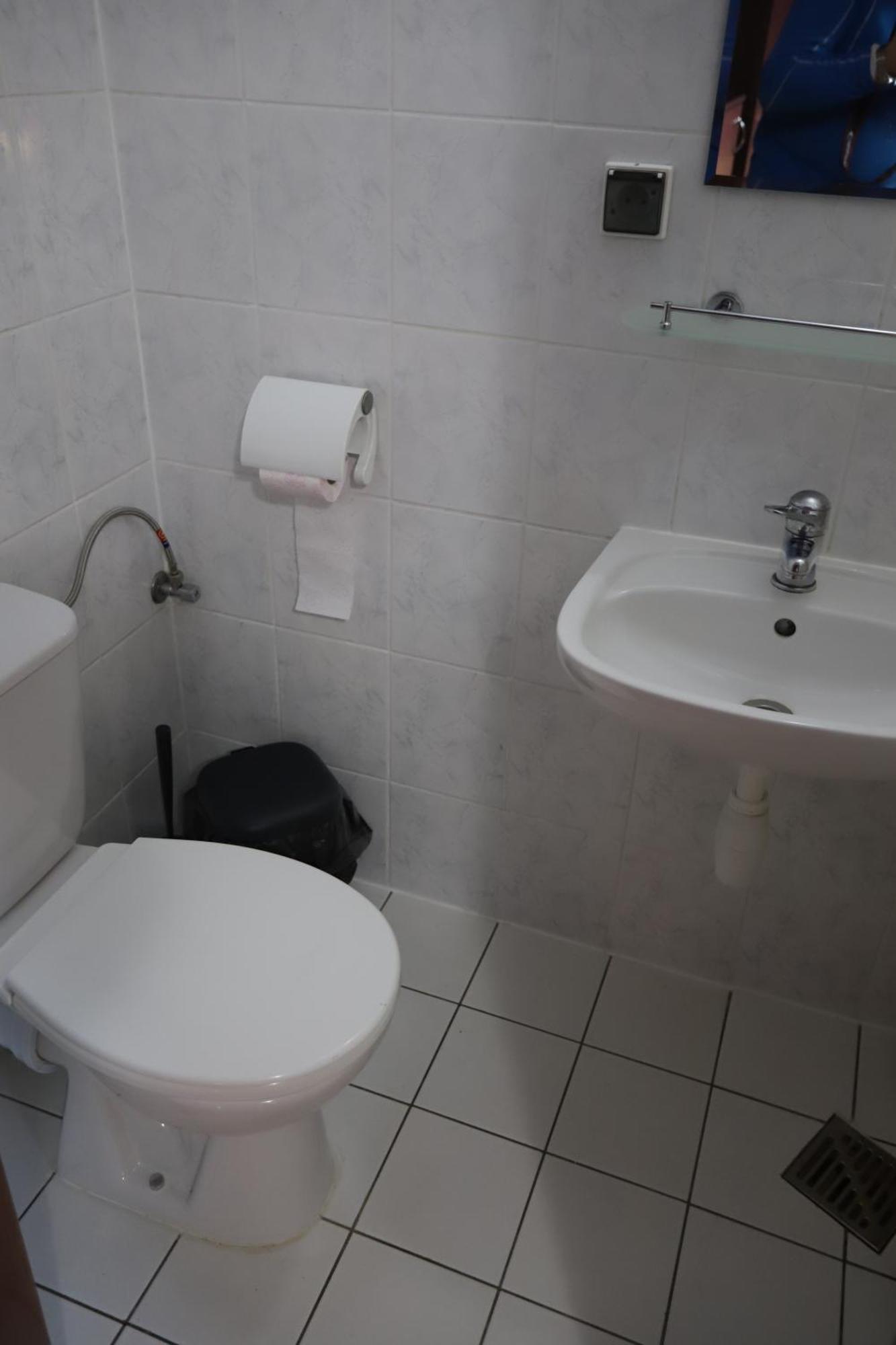 Adampol Pokoje Strumien Luaran gambar